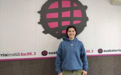Aizane Ibarrola: «Pilotan aritzea lagungarria da futbolean, eta alderantziz»