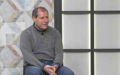 Felix Zubia: "Kalitatezko osasun arreta jasotzeko, pertsona bakoitzaren ama hizkuntzan egin behar da, derrigorrez"