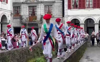 [BIDEOA] Zubigainekoa dantzatu dute Lesakako Tantirudantza jaialdian