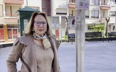 Emakumeek bidea egiten  dute Zamudion