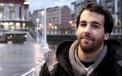 Josu Martinez: "Jon Mirande gure buruaz hitz egiteko ispilu bat da"