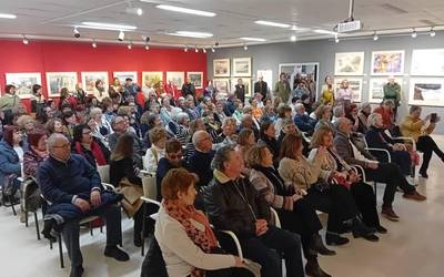 Euskal akuarelak ehunka herritar erakarri zituen ostiralean Urduñan
