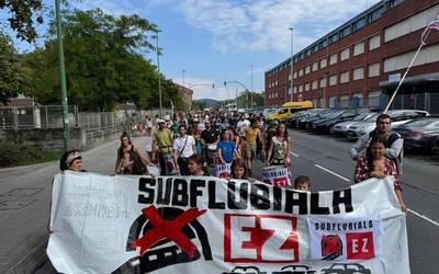 Giza-katea egingo dute barikuan, itsasadarreko tunelaren lanetarako leherketak legeztatzearen aurka