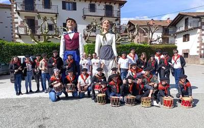 [ARGAZKIAK] Giro ederra izan dute Sunbillako Asteburu Kulturalean