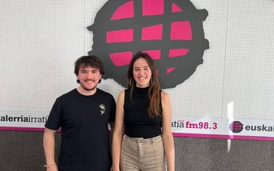 Mikel Palacios eta Nora Gonzalez: “Euskaraldiak norbanakoen eta kolektiboen hizkuntza ohiturak aldatzen ditu”