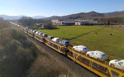 Tren baten matxurak trenbidea itxiarazi zuen