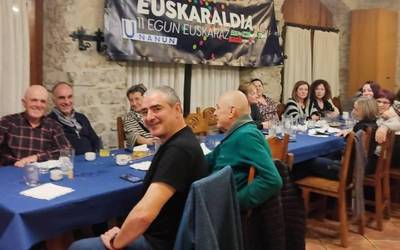 Unenuarrek ongietorria egin diote Euskaraldiari