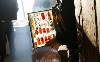 ‘Zezena eta umea’ film laburra grabatu dute Orozkoko Bengoetxea auzoan