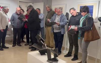 Federico Echevarria bilbotar artistaren “dibertimentuak” Oreka Art galerian