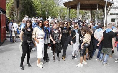 [ARGAZKI GALERIA] 75ekoen kinto-bazkariak 200 lagun batu ditu Durangon