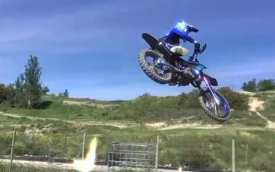 Testa anaiak: MX2 mailan lehiatzen