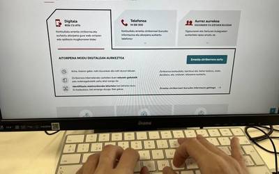 Errenta aitorpena euskaraz egiteko gonbita