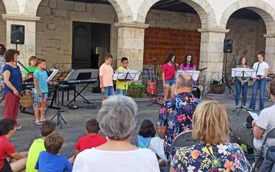 'Musika Kalean' kontzertua emanen dute Berako Isidoro Fagoga musika eskolako ikasleek asteazkenean