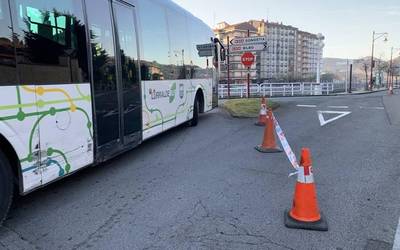 Autobusen geraleku batzuk ezeztatuko dituzte bihar, Itzuliko etapa dela eta