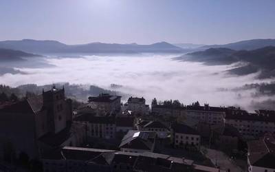 Goitik begira: Elgeta hodeien gainetik