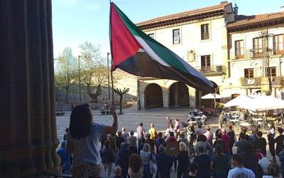 [ARGAZKI GALERIA] Gernika-Palestinak deituta, elkarretaratzeak egin dituzte Durangaldean