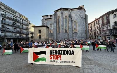 Palestinaren aldeko elkarretaratzeak egin dituzte bailaran
