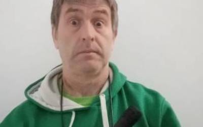"Etorkizuna irakurtzeko bola bat erosi beharko dut"