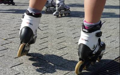 Irristaketan eta hockeyean aritzeko aukera Gaztelupen