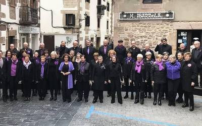 Malerrekako Asteburu Solidarioaren barrenean kontzertua emanen du Mendi Abesbatzak