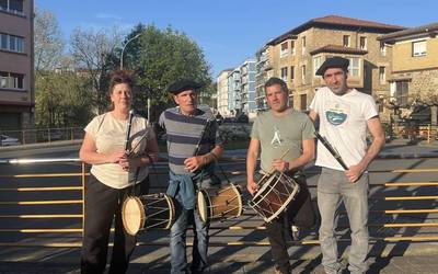 "Kalejirak jaiak bizitzeko beste modu bat dira"