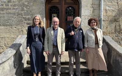 Carles Pucheren 'Hitzik gabe dibulgatzea' erakusketa ikusgai dago Laboratorium Museoan