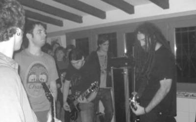 Noiz talde saratarrak lehen diskoa argitaratuko du heldu den astean