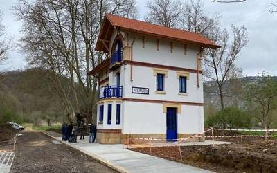 Amaitu dituzte Atauriko geltokiko lehenengo lanak