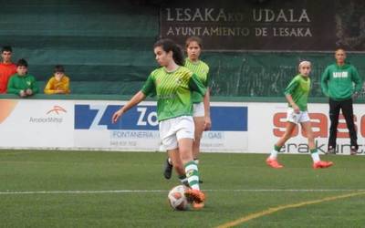 Datorren denboraldian futbolean aritzeko deialdia egin die Beti Gaztek emakumeei