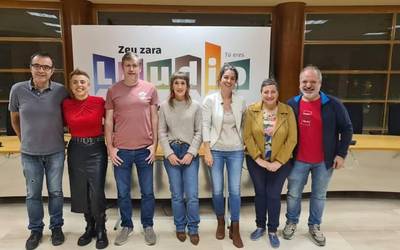 Zinegotzi izateari utziko dio Aitor Fernandez de Pinedo Rodriguezek, eta Carmen Altuna Azpeitia sartuko da bere ordez