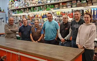 «Bezeroari laguntzeko produktua ezagutzea da garrantzitsuena»