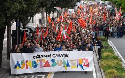 “Bihotza beteta” eta ekarpenak egiteko indartsu atera da Ernai topagunetik