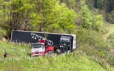 Atera dute trailerra operazio konplexu baten ondoren