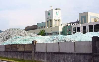 10,4 milioi euro banatu zituzten iaz Vidralako kontseilari eta goi-kargudunen artean