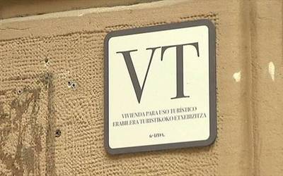 Etxebizitza turistikoen hazkundeari "muga eraginkorrak" jarri dizkio udalak