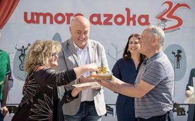 100 ikuskizun eta 50 konpainia baino gehiago mende laurdena ospatzeko