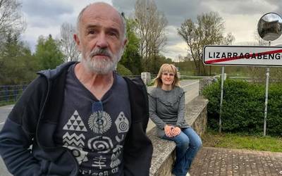 "Euskaraz lasai hitz egin daitekeen herria da Lizerrengo"