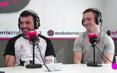 Haritz Jamar eta Unai Olaz: "Pilota kinielak egiteko aplikazio baten hutsunea bazegoen"