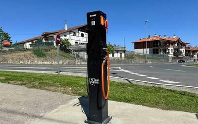 Bizikletak garbitzeko gunea jarri du Aiako Udalak herrigunean