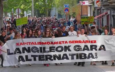 Maiatzaren Lehenean, protesta zaratatsua