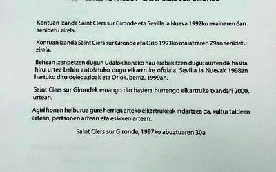 Hitzarmena hirutara eta Bordeleko ardoa