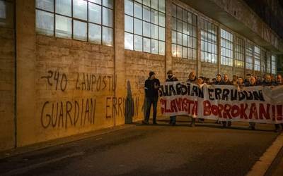 Glavistaren salmenta eta itxiera prozesuan delitu zantzuak hauteman ditu fiskaltzak