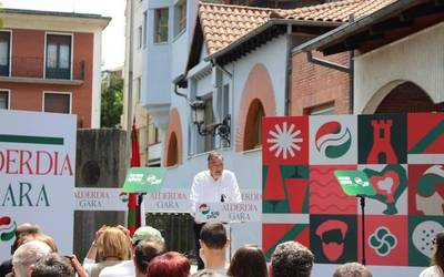 Batzokiaren inaugurazioa borobildu dute EAJko hainbat buruzagik parte hartu duten ekitaldian