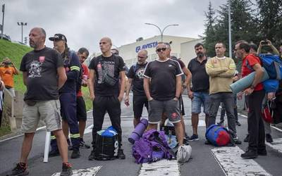 ELAk Guardian taldearen kontrako kereila aurkeztu du, Autoglas-Glavistaren itxieragatik