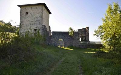 Gebaratarren Dorretxean turismo eta kultura espazio berria kokatuko dute