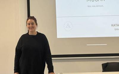 Mireia Centeno: "Muga guztiak dira garrantzitsuak, baina behar-beharrezkoak derrigorrezkoak dira, segurtasunarekin eta errespetuarekin zerikusia duten