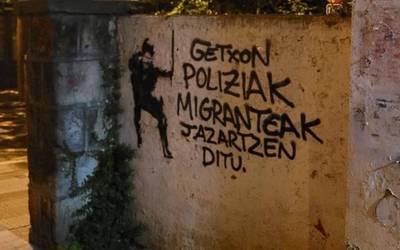 Gizarte justu baten aldeko borroka, errepresioaren eta poliziaren aurkako borroka ere bada