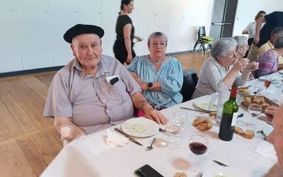 Sarako Beti Gazte elkarteak biltzar nagusia egin du ereiaroaren 6an