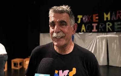 Pastorala eskainita, Joxe Mari Agirretxe omendu du Xabier Munibe ikastolak