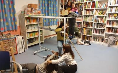 Bigarren ikasturtea borobiltzeko, Antzerki Eskolakoen saioa